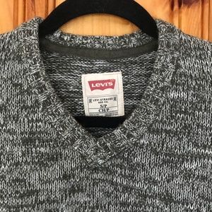LEVI's Knit V-neck Sweater in Green/Grey S